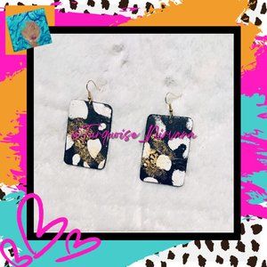M-138: Monochrome Leopard Rectangle Earrings